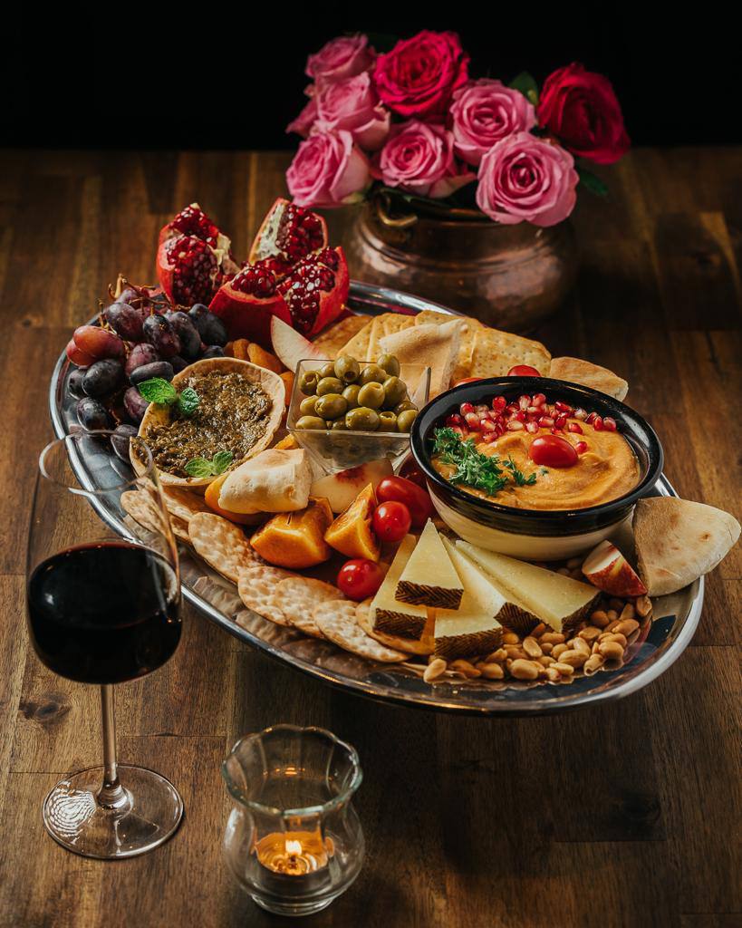 Mezze platter for parties